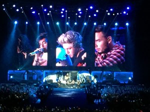 An acoustic break at the One Direction show. (photo by rockmom-in-crime, Janet)