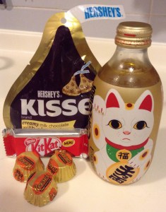 I'm either going to finish this project or get diabetes. Maneki Neko, guide me! (photo by therockmom)